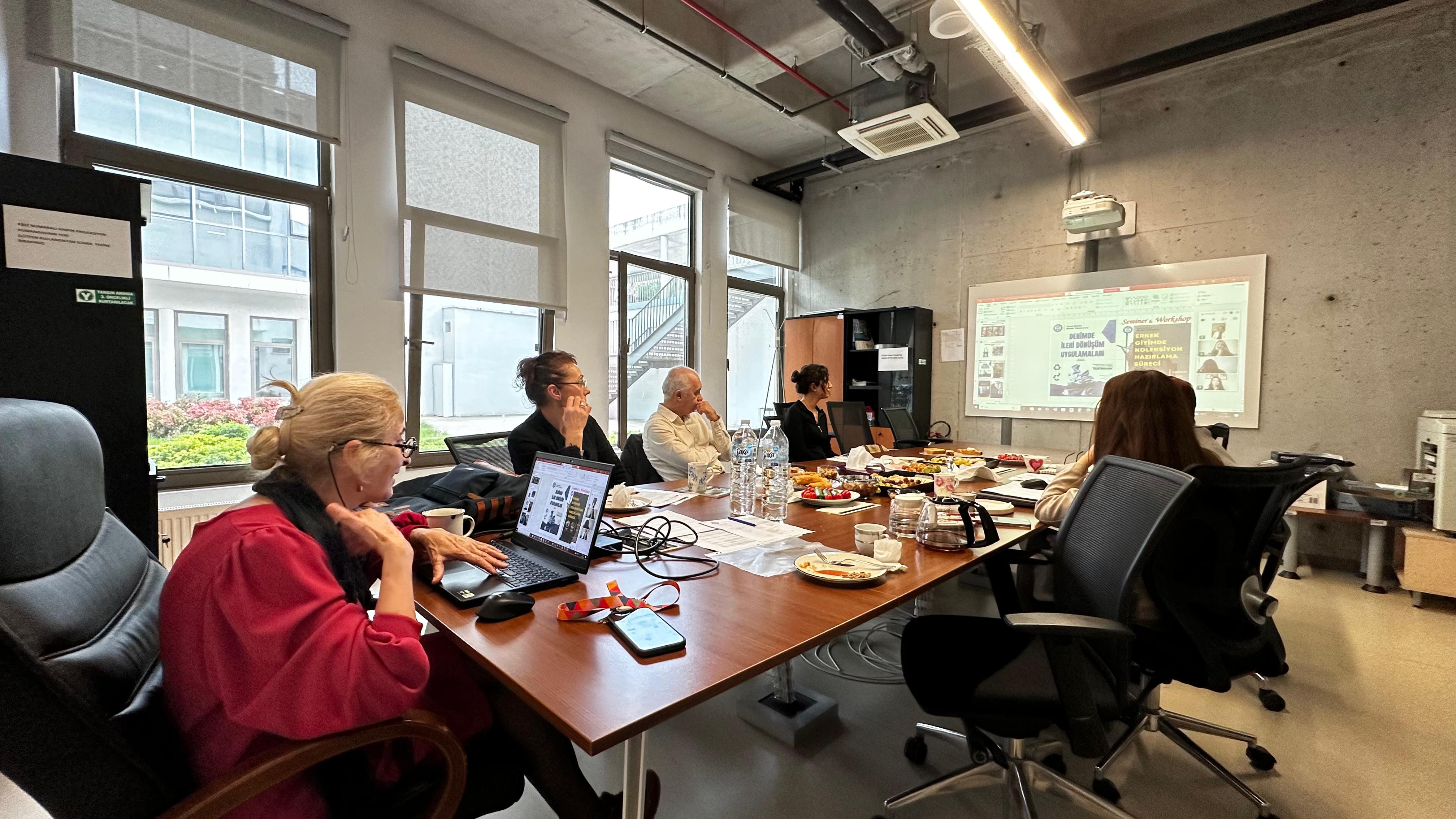 DanışmaKurulu.jpeg (1.03 MB)